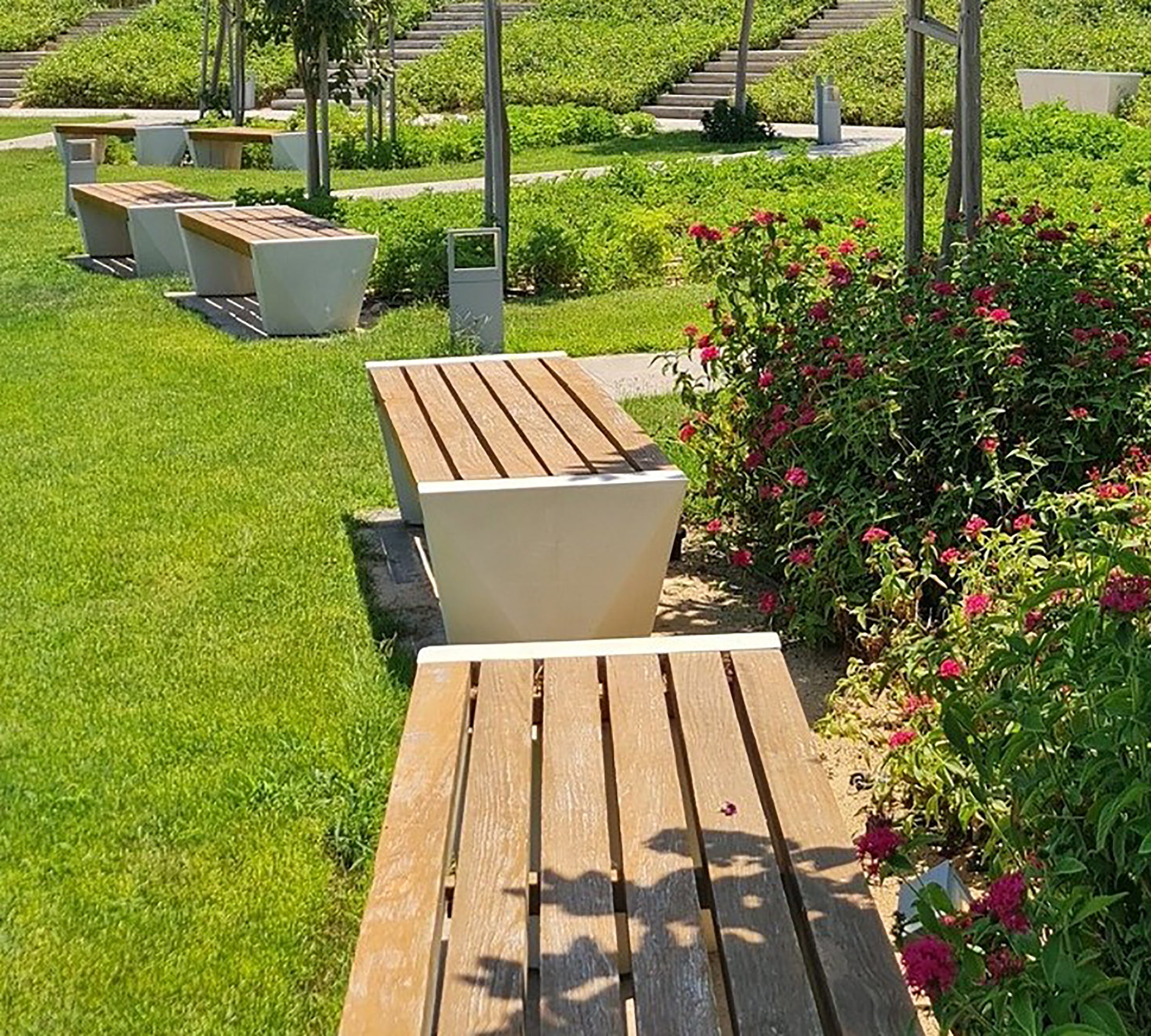 Azha Bench