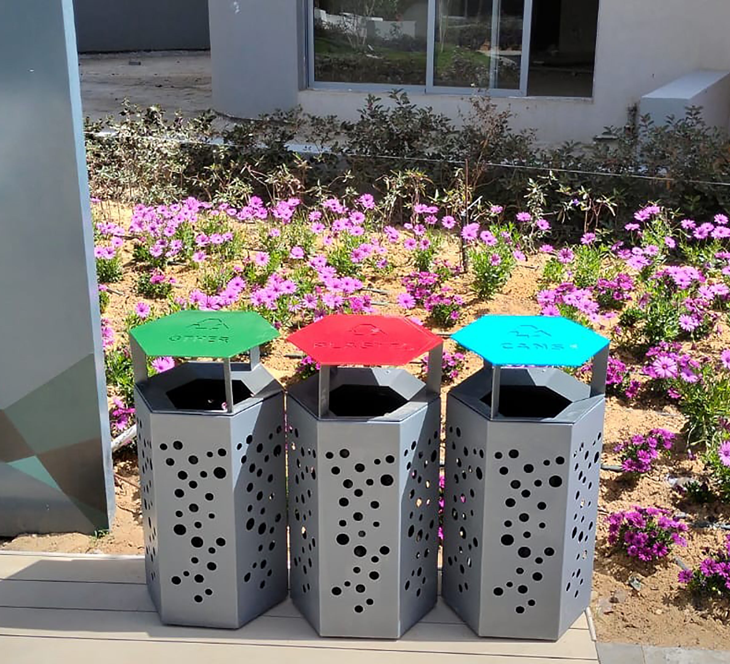 Hexa Trash Bin